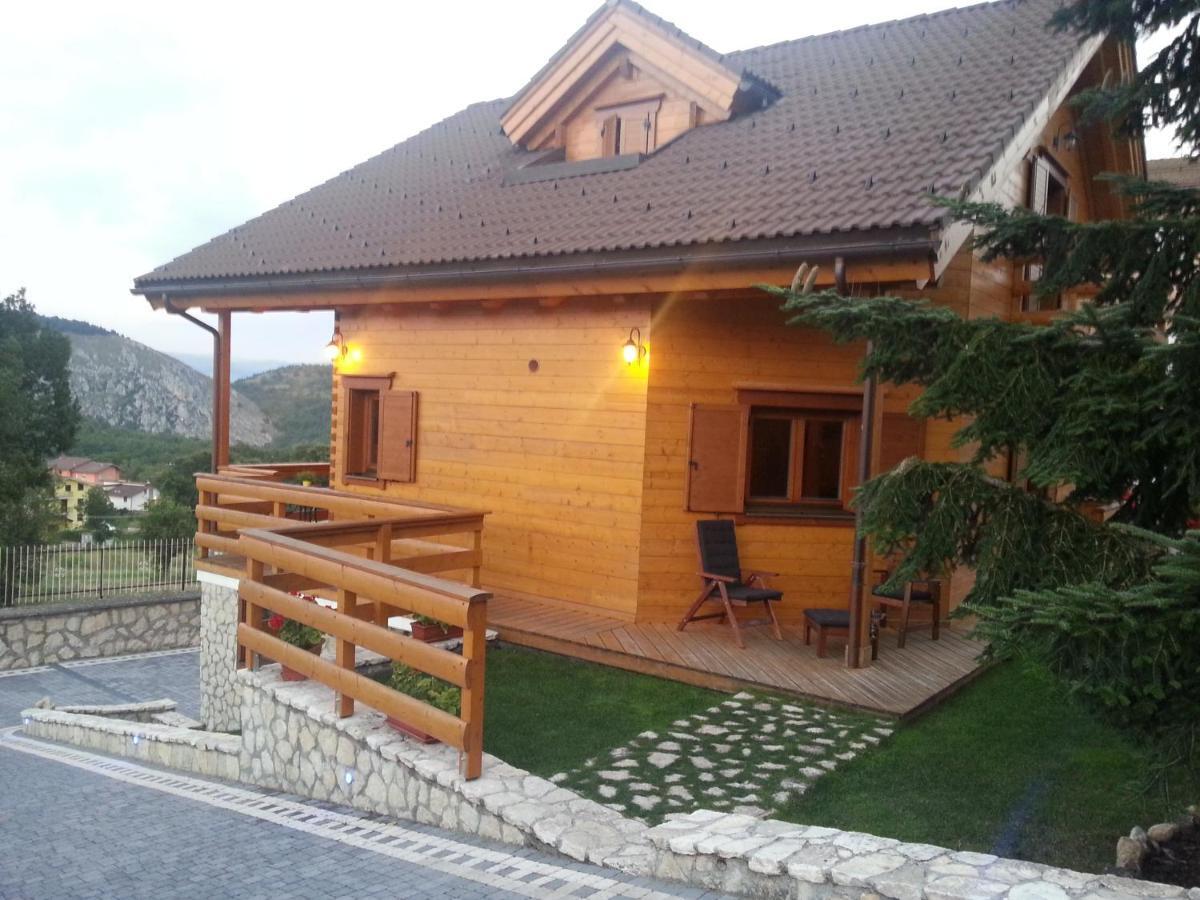B&B Lo Chalet Di Ocre San Felice d'Ocre 외부 사진